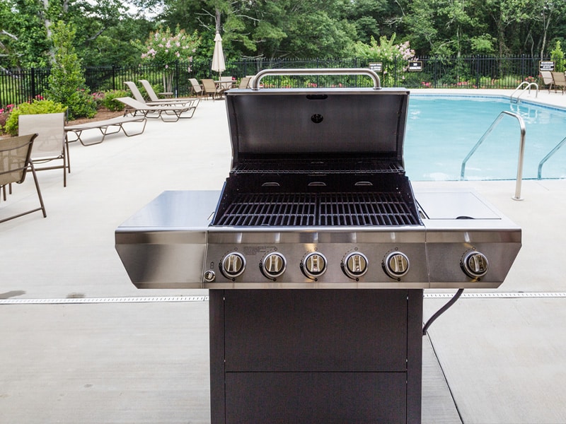 Best Gas Grills Under $2000