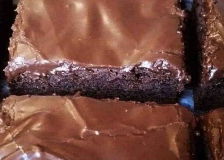 Legendary Lunchroom Ladies Brownies Recipe