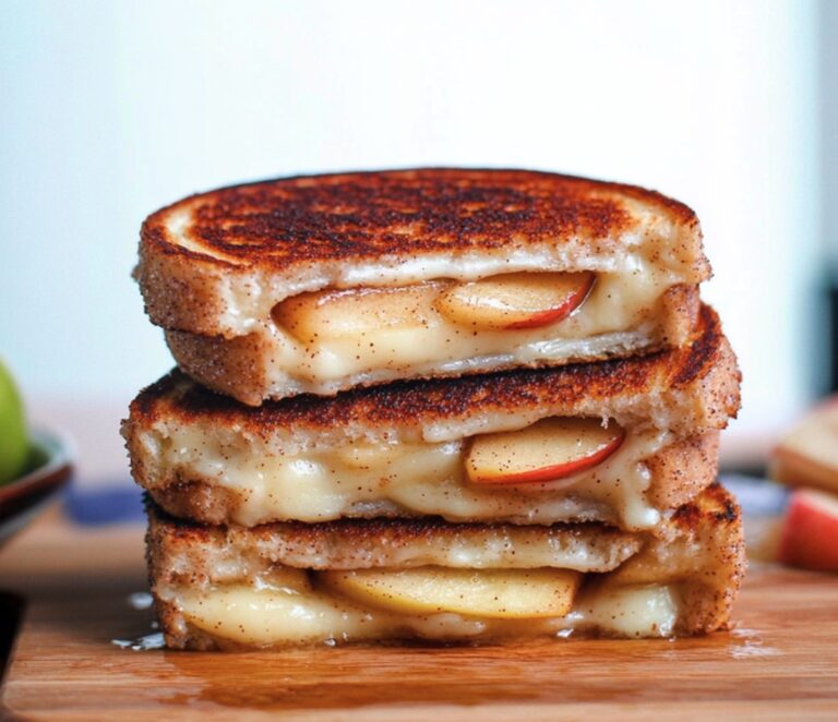 Cinnamon Sugar Brie And Apple Grilled Cheese Recipe
