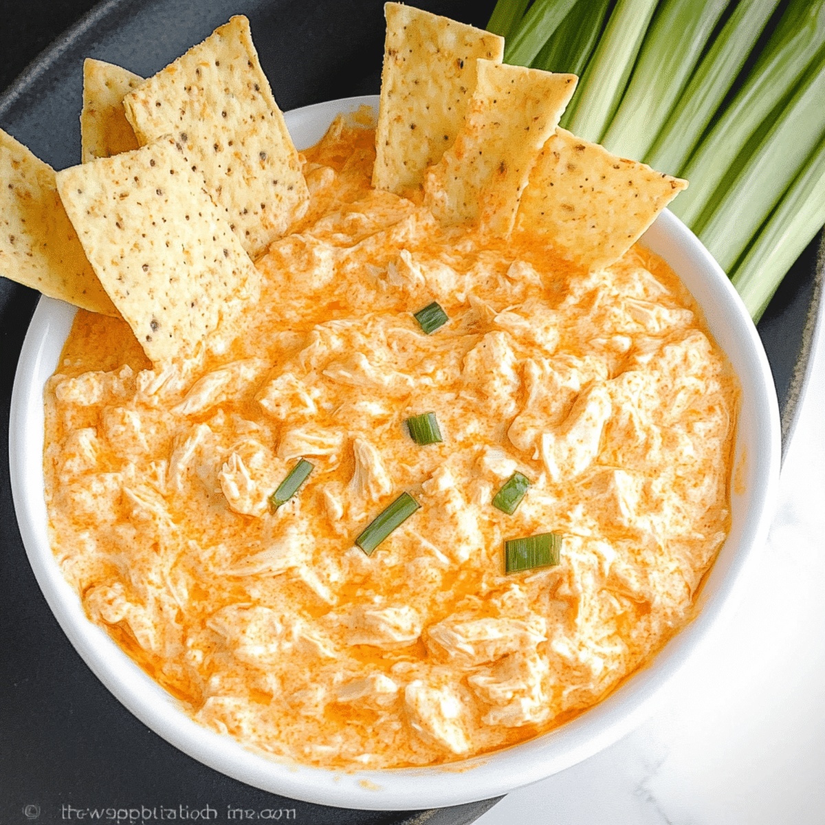 Creamy Greek Yogurt Buffalo Chicken Dip Recipe