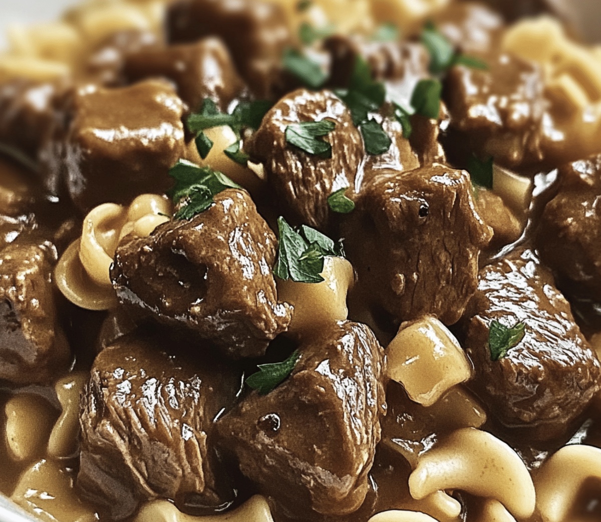 Tender Crockpot Beef Tips & Noodles Recipe