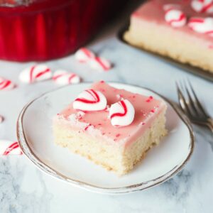 Festive Peppermint Sugar Cookie Bars Recipe