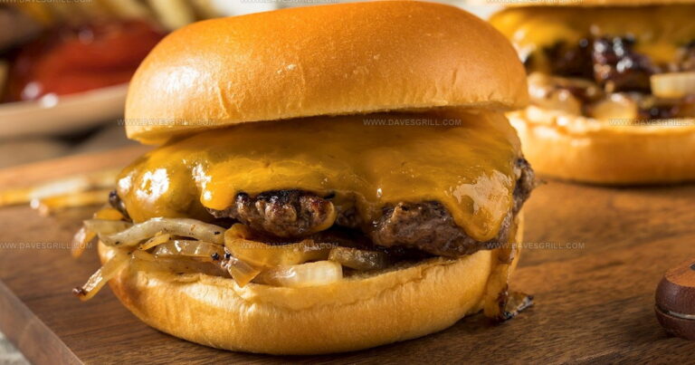 22 Bold Famous American Burgers You Need to Taste
