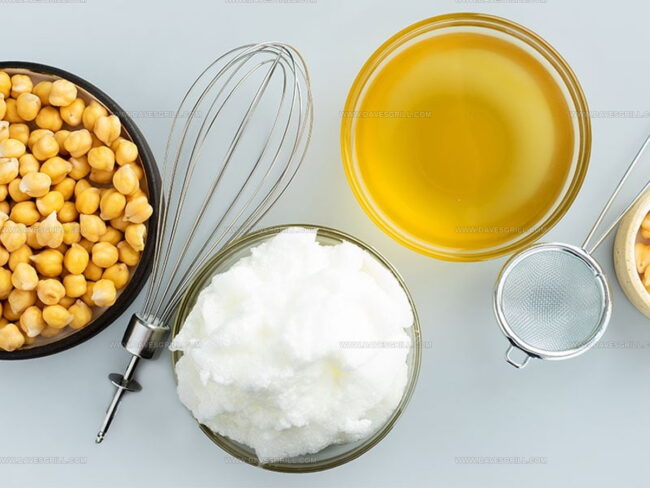 How to Adjust Recipes When Substituting Meringue Powder