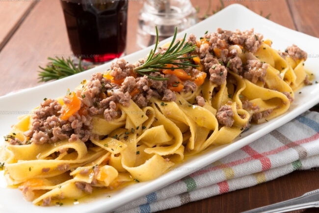 What Meats Are Commonly Used in Central European Minced Meat Recipes?