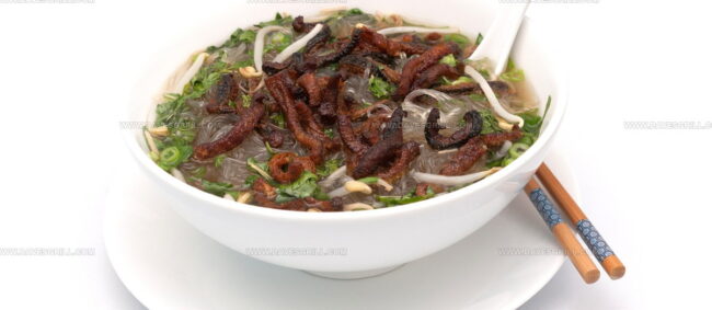 Cellophane Noodles With Eel (Mien Luon)